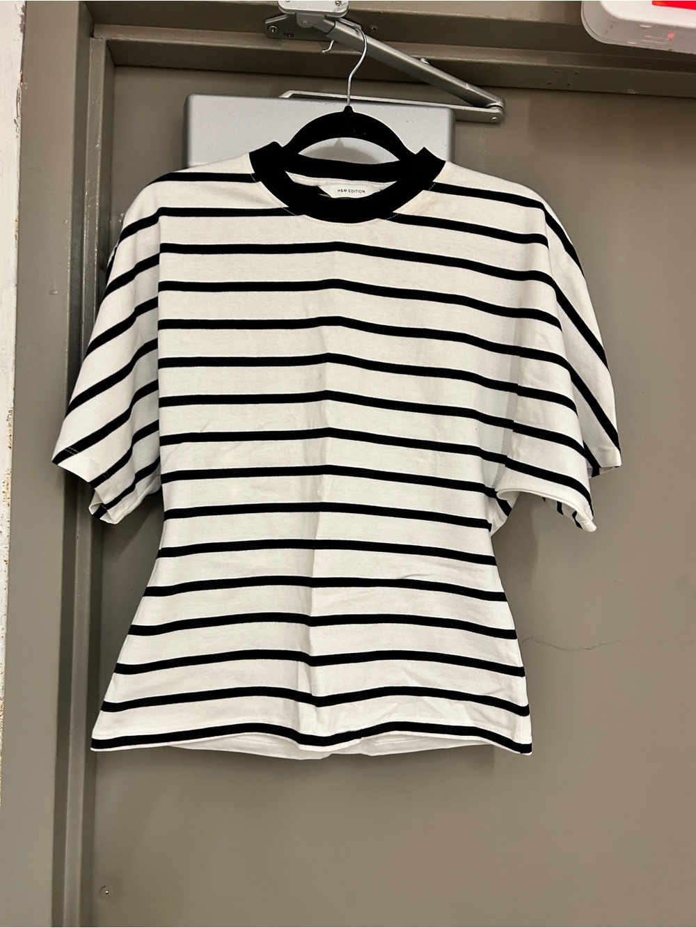 H&M Black and White Striped Crewneck Top